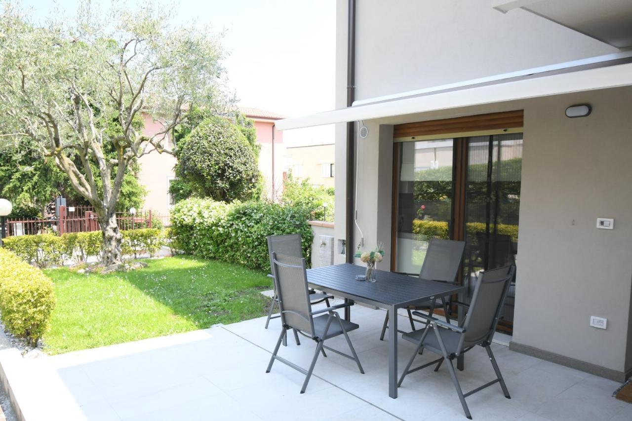 Christina'S Home Desenzano del Garda Exterior photo